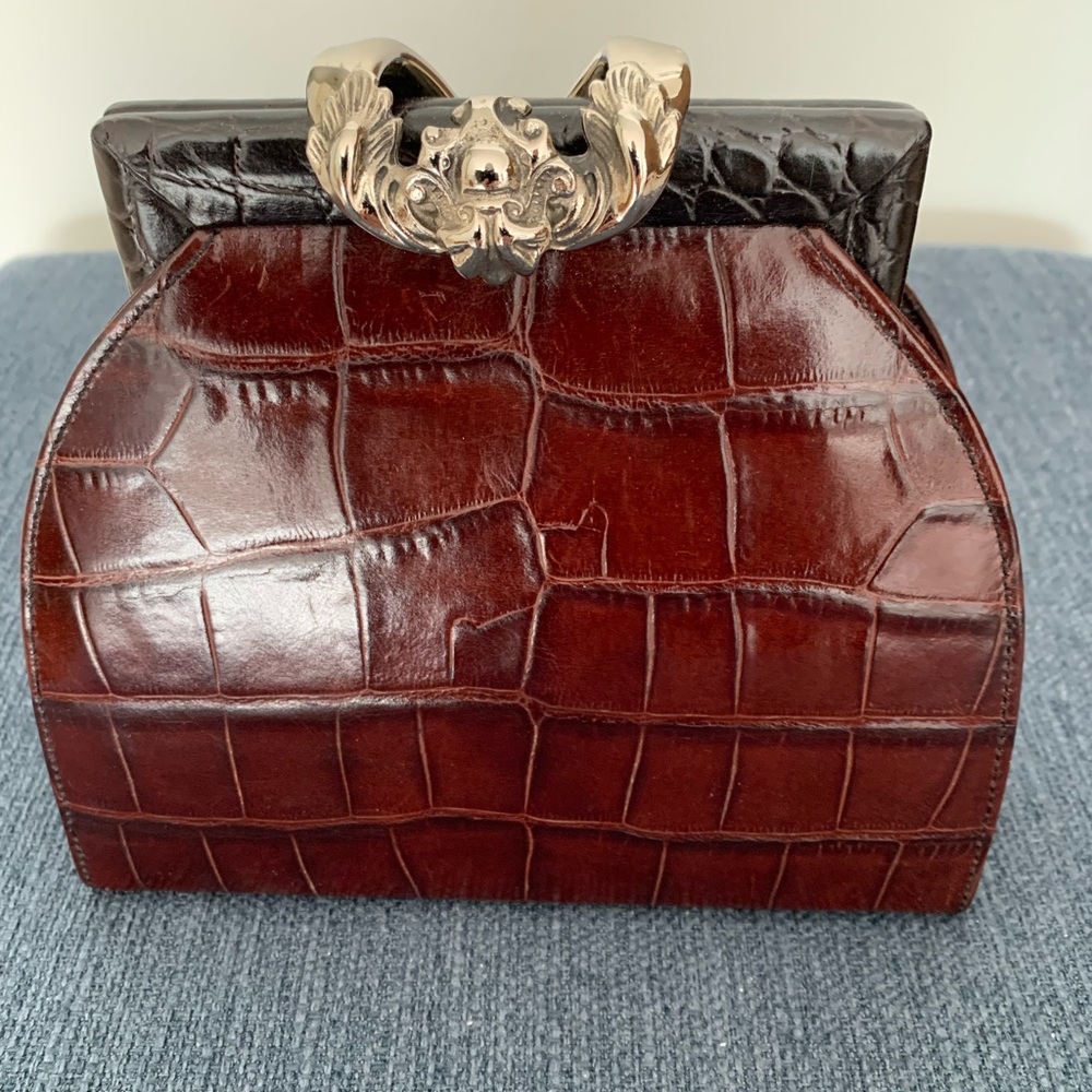 Rich Chestnut Frame Handbag - Picture 2 of 7